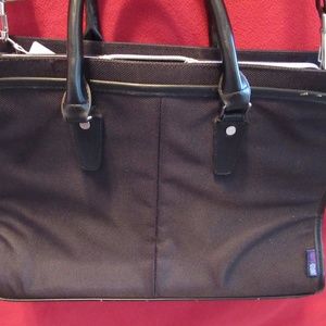 United Classy Black Document Case